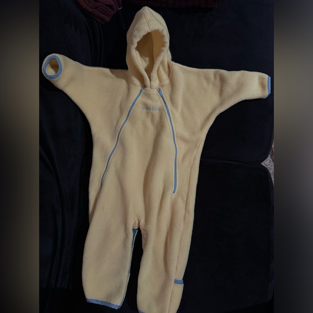 Mont-Bell One Piece Suit yellow estimated size 2t